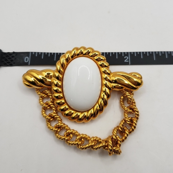 Vintage Monet Bar Chain Brooch 80's Madonna Pop - Picture 7 of 10